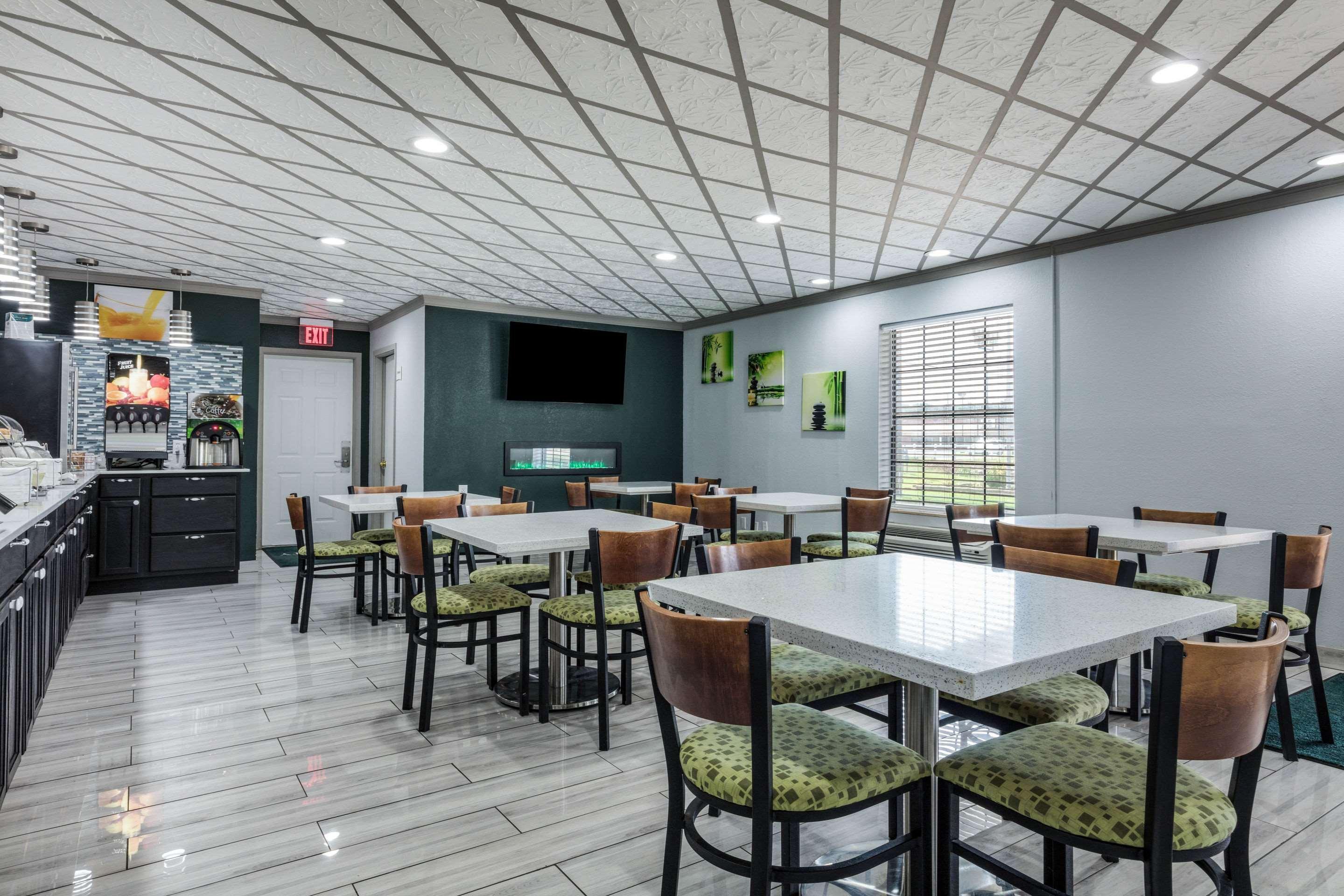 Quality Inn Forrest City I-40 エクステリア 写真